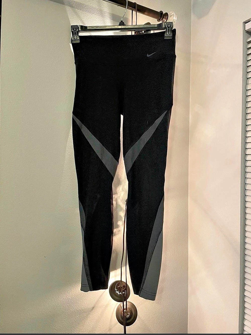 Nike Pro Dri-Fit Womens Colorblock Mesh Workout Leggings Black Dark Gray Size S